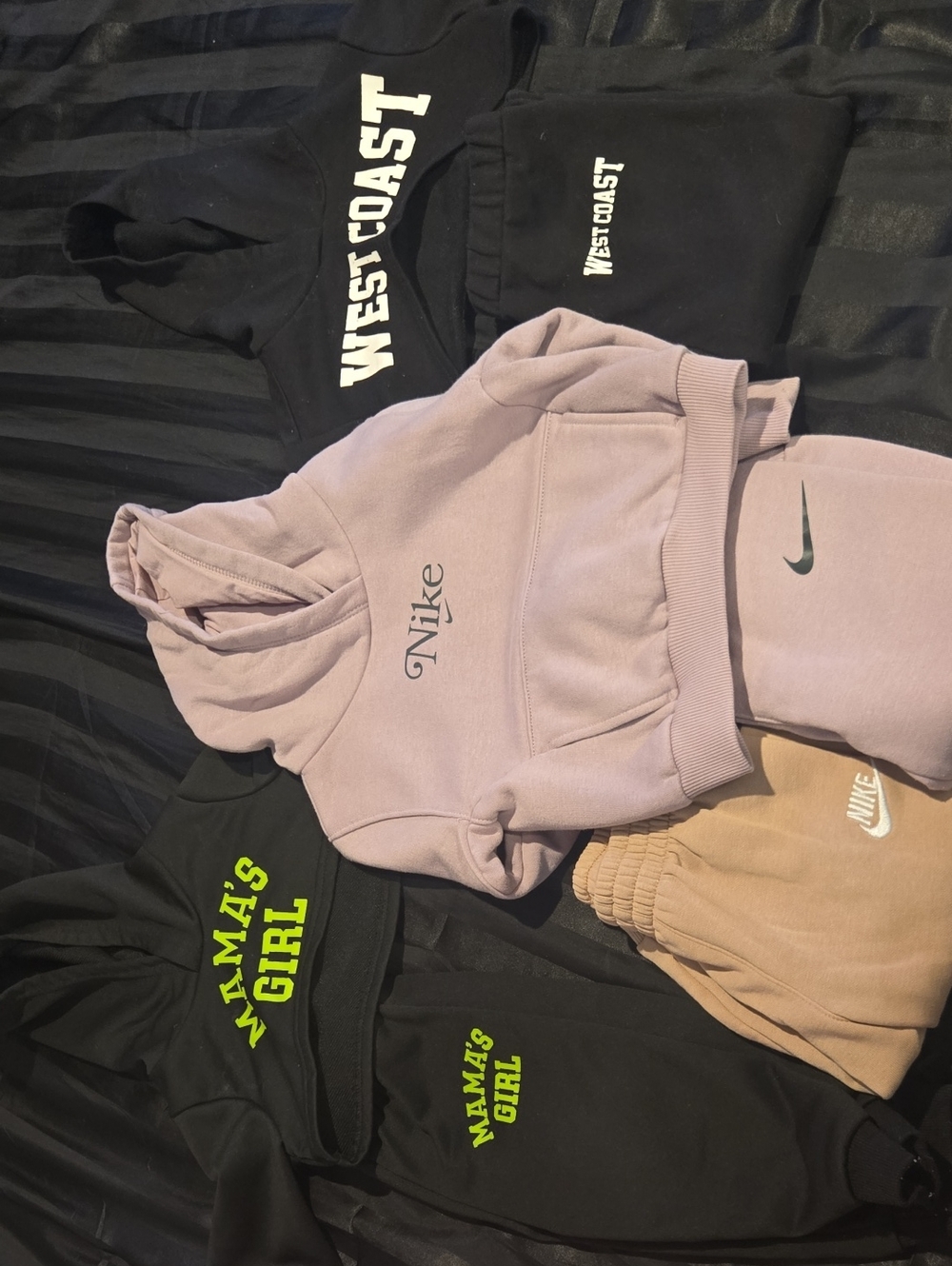 Nike Kids Lavender Sweatpants & Tan Joggers Mix